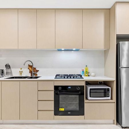 Urban Oasis In Heart Of Homebush Сидней Экстерьер фото