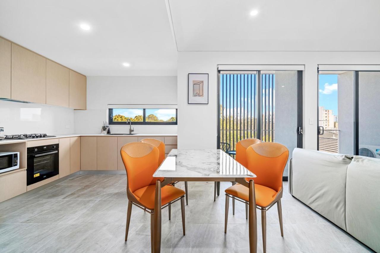 Urban Oasis In Heart Of Homebush Сидней Экстерьер фото